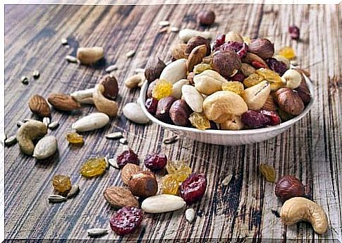 Dried fruits and nuts