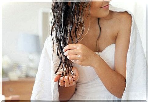 8 health problems caused by sleeping with wet hair