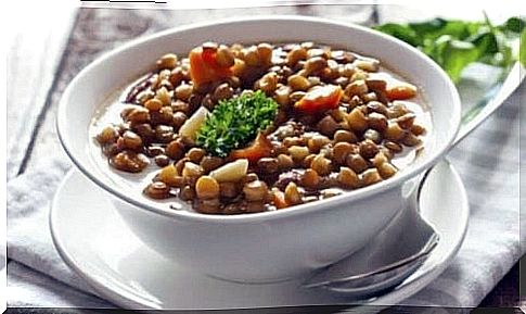 Lentil soup 