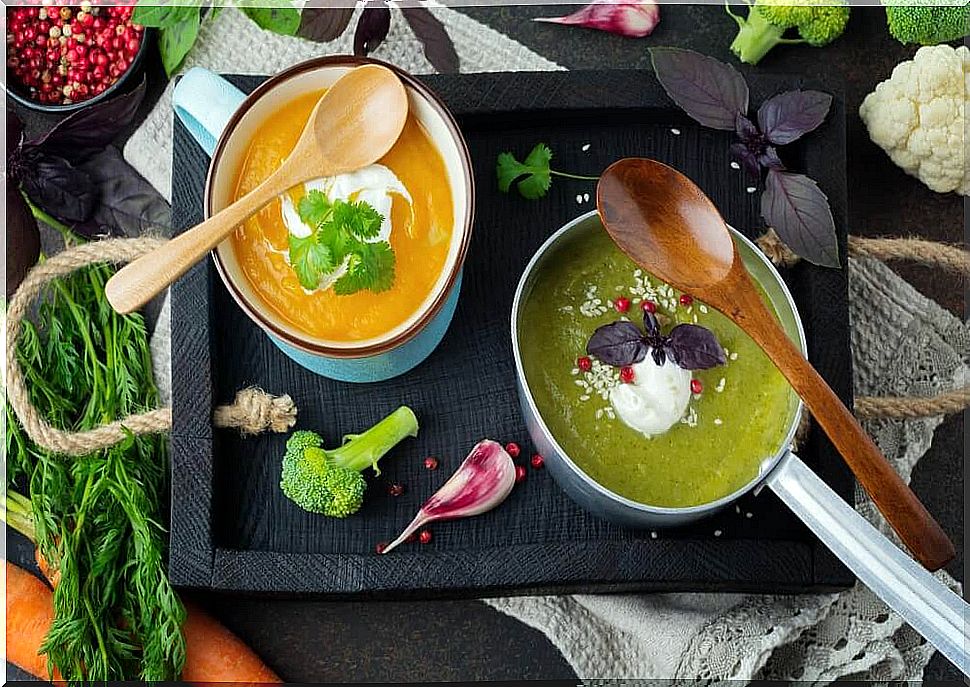 Healthy soups with broccoli