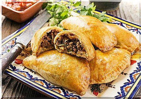 You can put many things in your mini empanadas