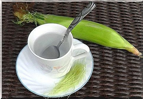 Break kidney stones with corn silk tea