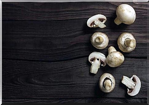 white mushrooms on a table